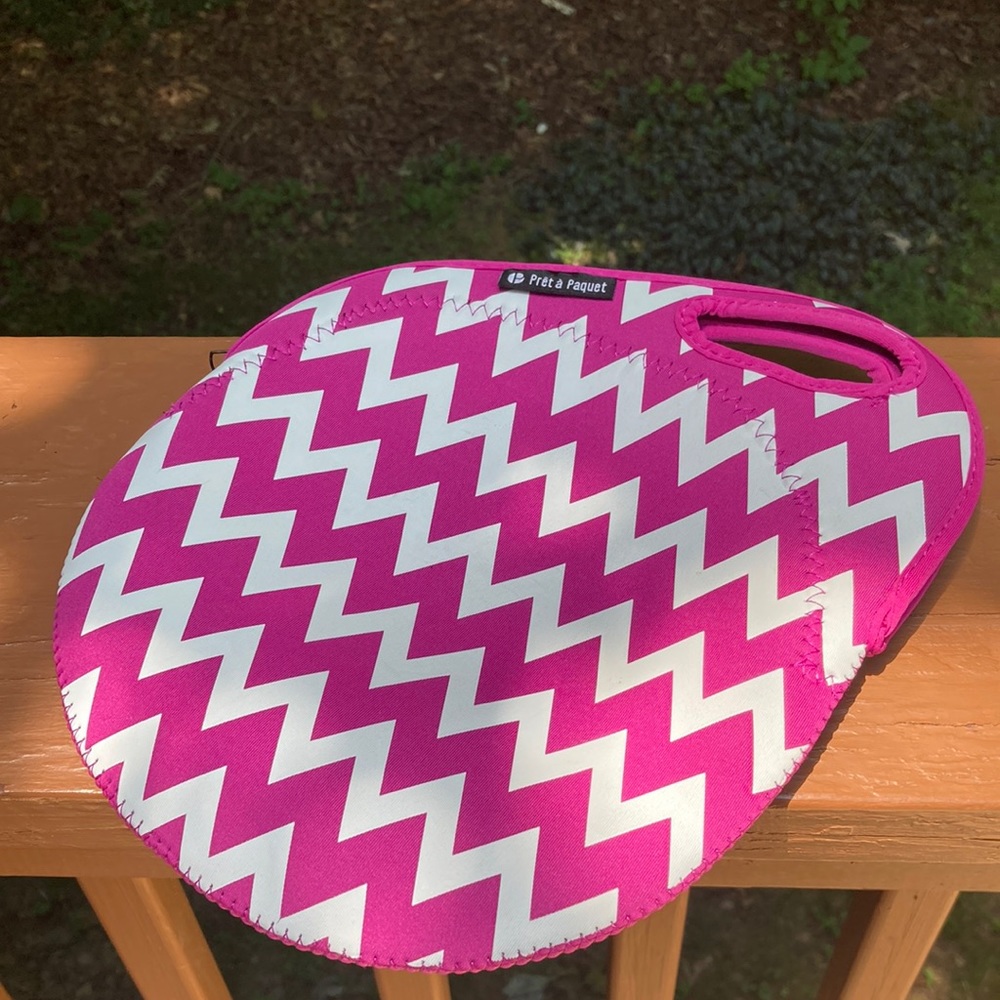 Pret a Paquet pink lunchbox